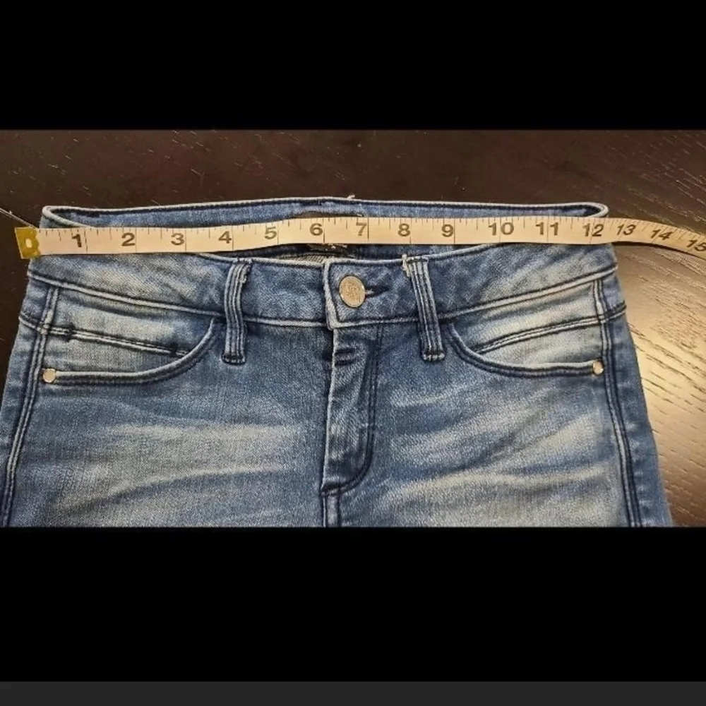 #66 - bebe Light Blue Distressed Skinny Jeans, Size 25 - Picture 6 of 8